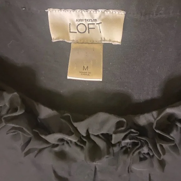 Ann Taylor Loft basic black ruffle neckline short sleeve top. - Picture 3 of 6